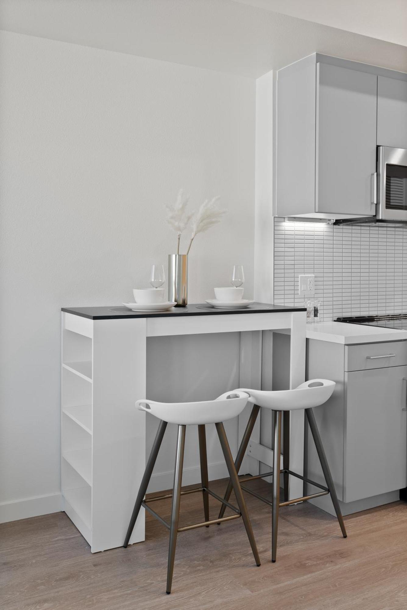 Bright Studio On Sunset Blvd, Free Parking, Gym, And Pool Los Angeles Bagian luar foto